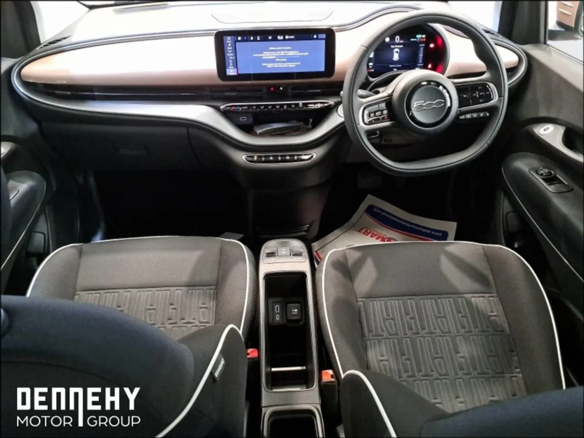 Fiat 500e Icon 42kwh Fast Charge 118 HP - Image 3