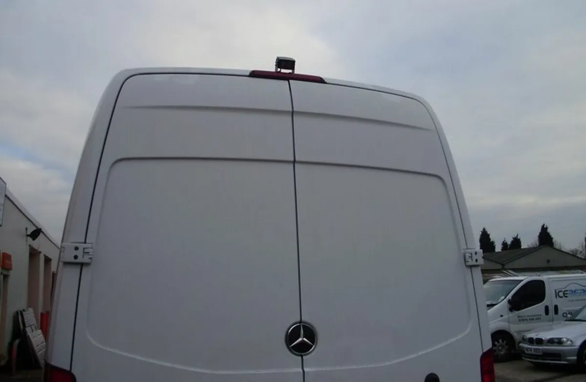 Van Reversing camera with Infrared night vision - Image 1