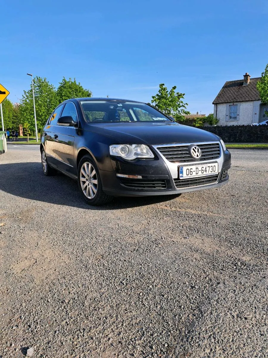 2006 Volkswagen Passat - Image 2