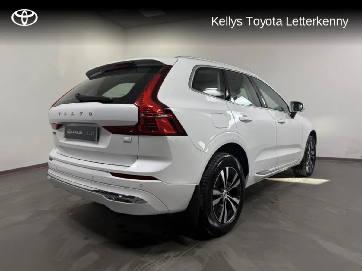 Volvo XC60 T6 Phev Core AWD 5DR Auto - Image 2