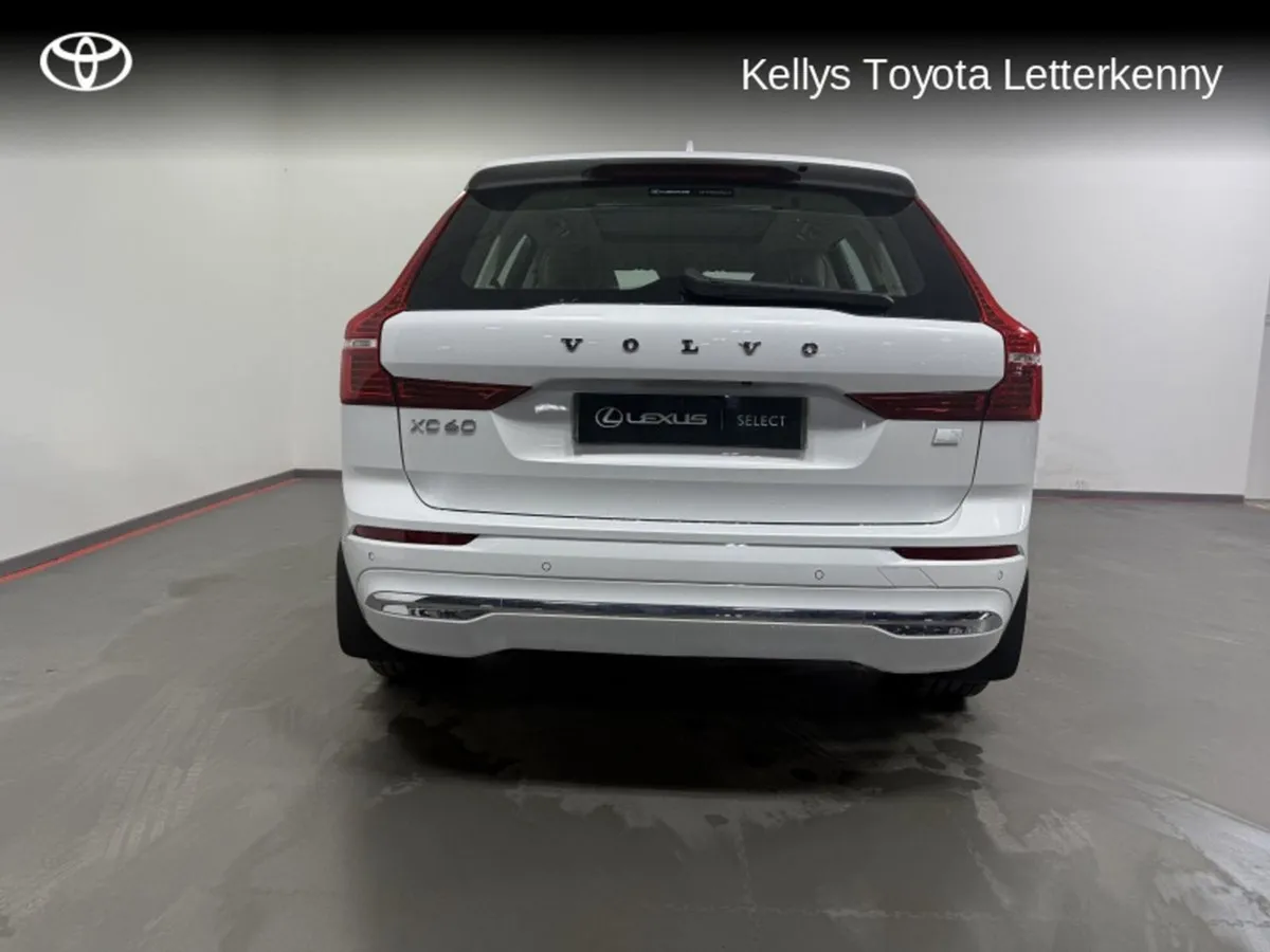 Volvo XC60 T6 Phev Core AWD 5DR Auto - Image 4
