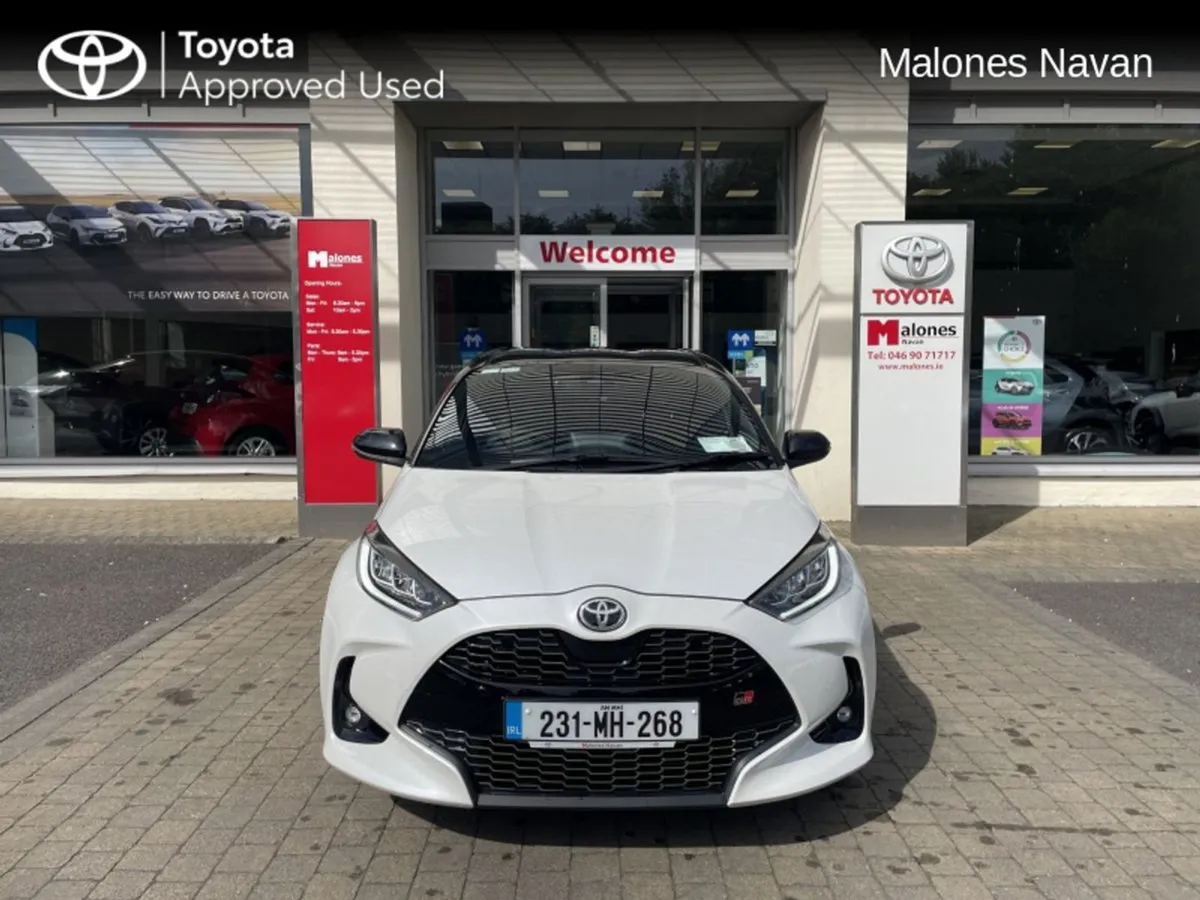 Toyota Yaris Yaris Hybrid GR Sport - Image 2