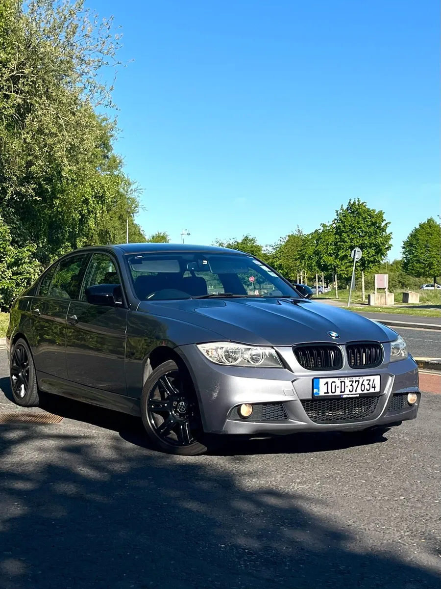 BMW 318D M-Sport E90 - LCI - Image 1