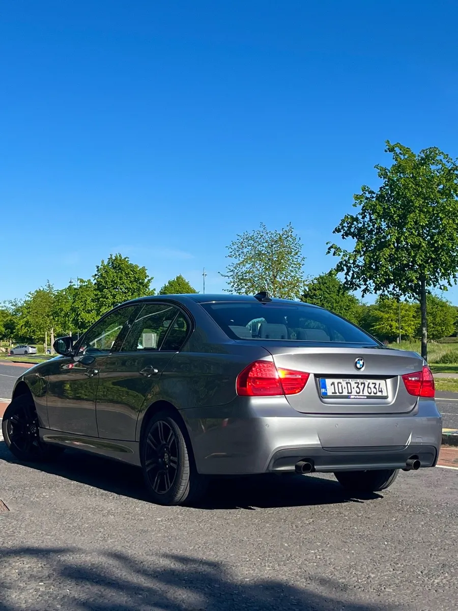 BMW 318D M-Sport E90 - LCI - Image 3