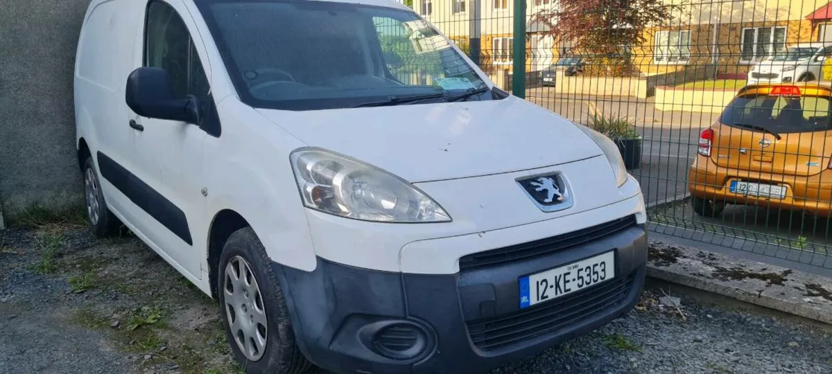 12 peugeot partner - Image 1