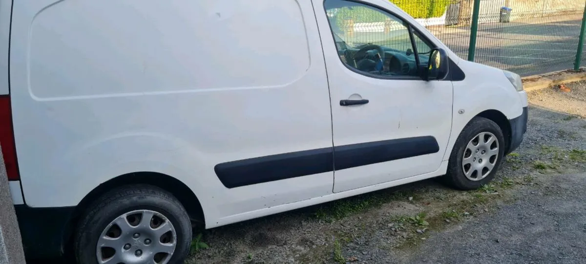 12 peugeot partner - Image 4