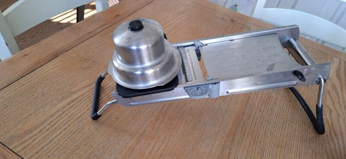 de Buyer revolution mandoline - Image 1