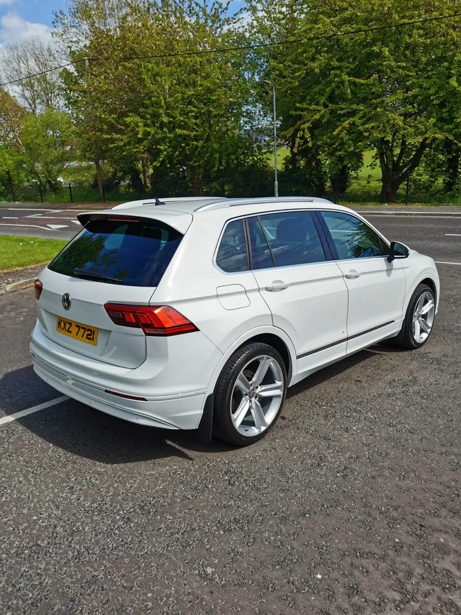 Volkswagen Tiguan 2017 - Image 3