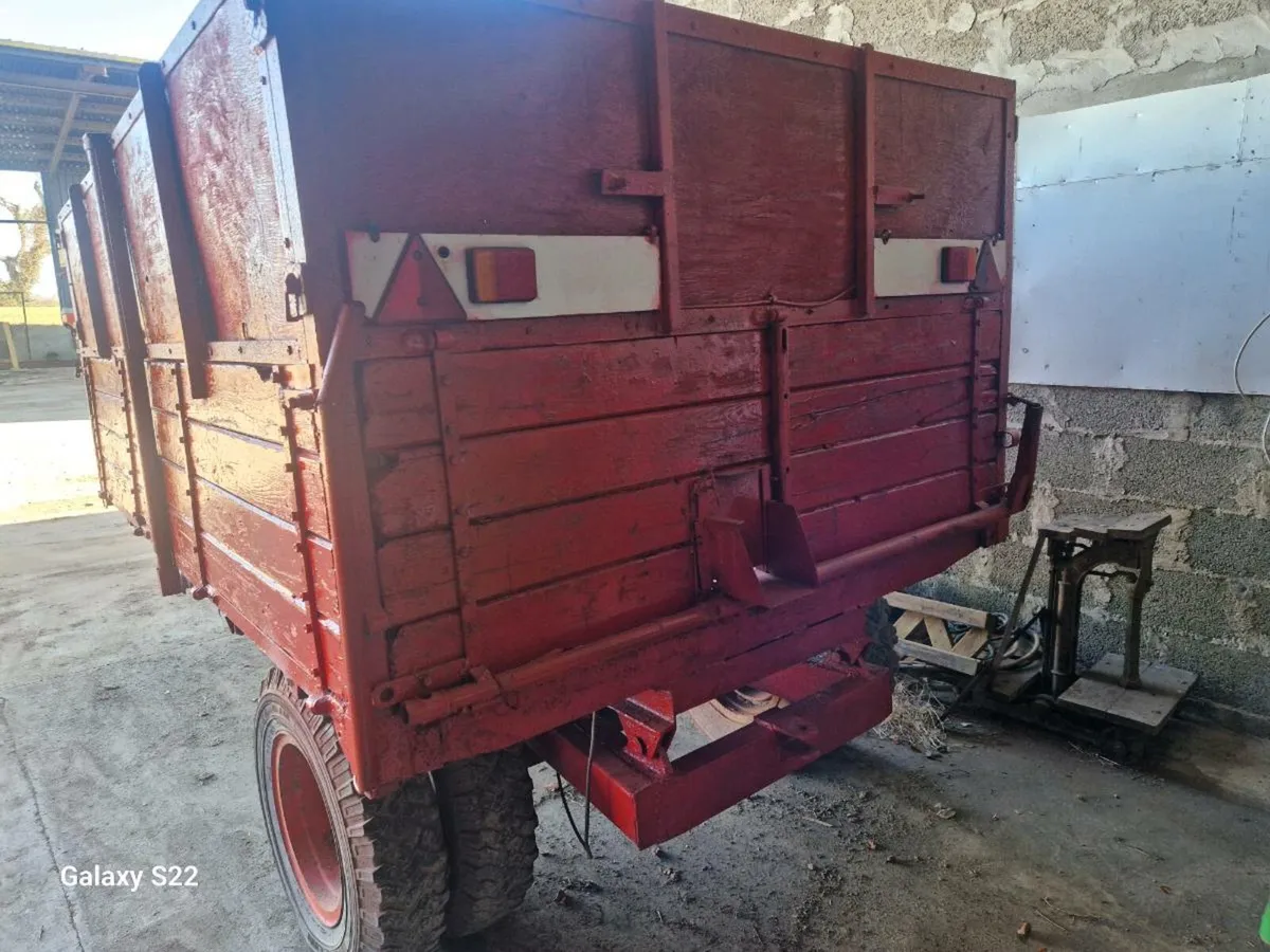 Trailer Grain Turf Tipping - Image 3