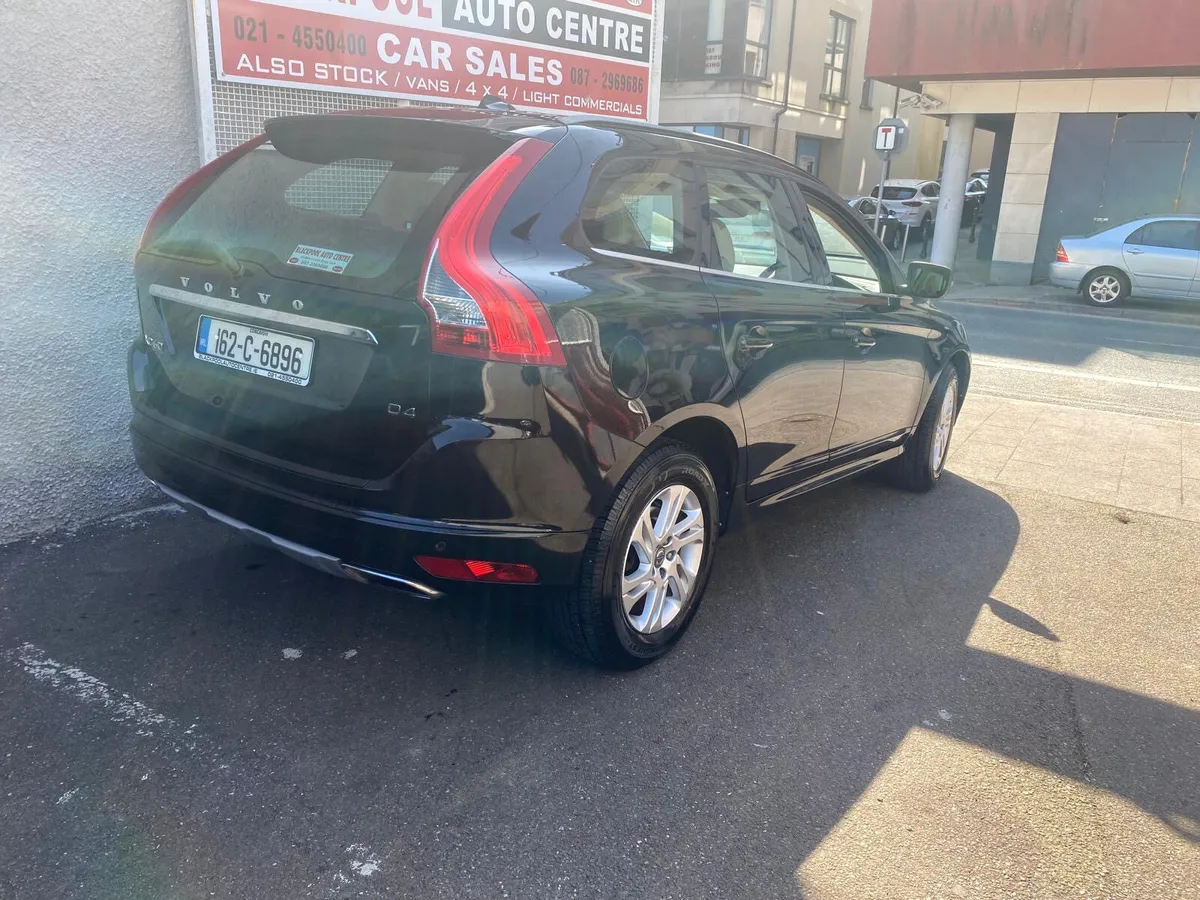 Volvo XC60 2016 - Image 4
