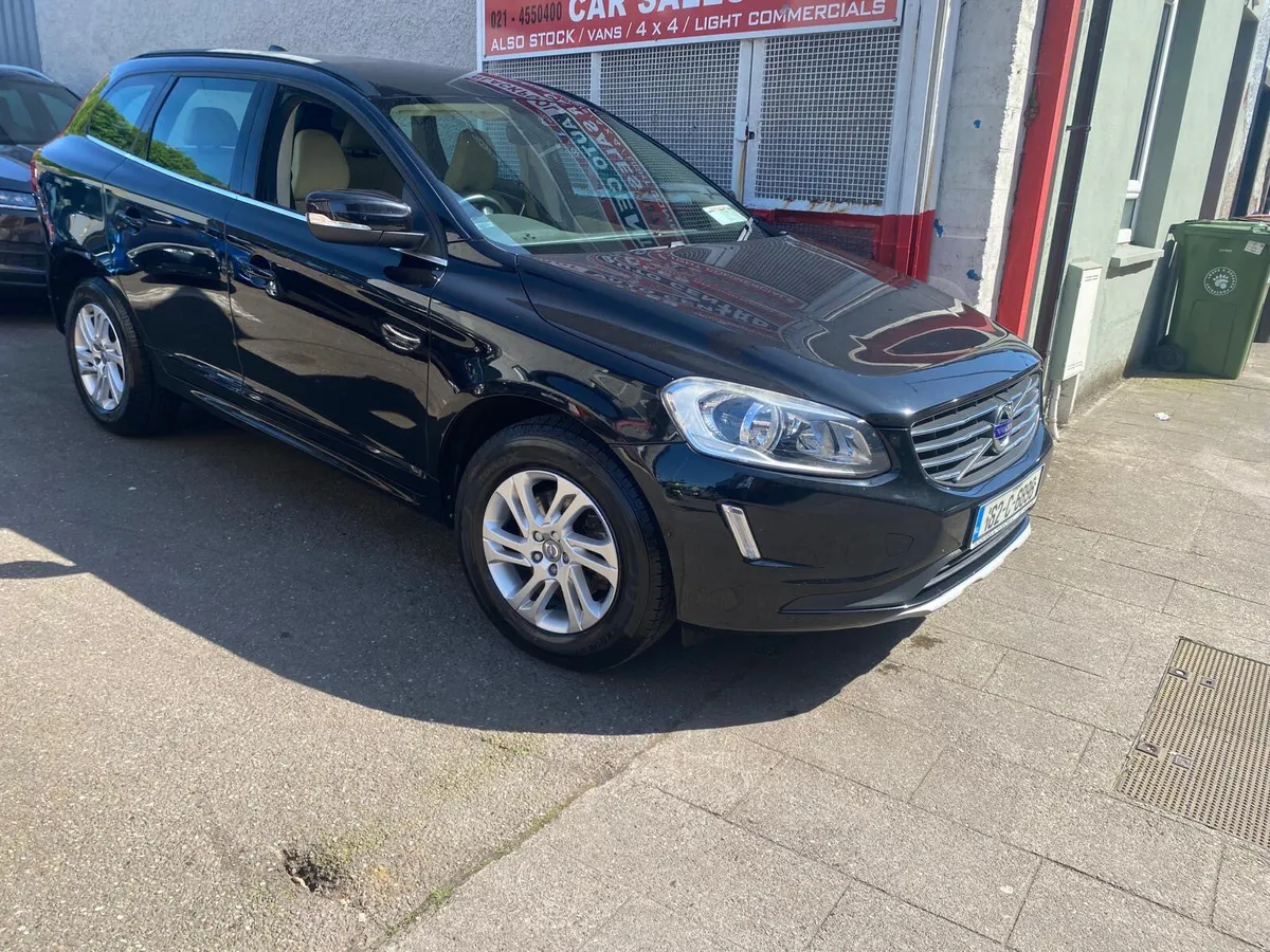 Volvo XC60 2016 - Image 2