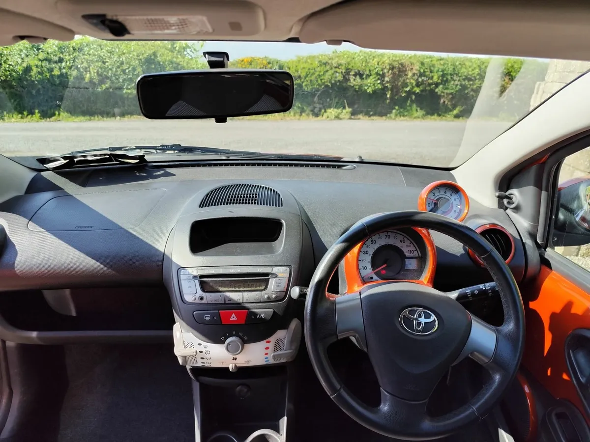 Toyota Aygo Fire 2012 - Image 3