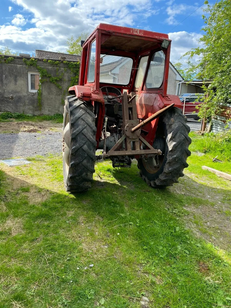 Ferguson 165 Tractor - Image 1