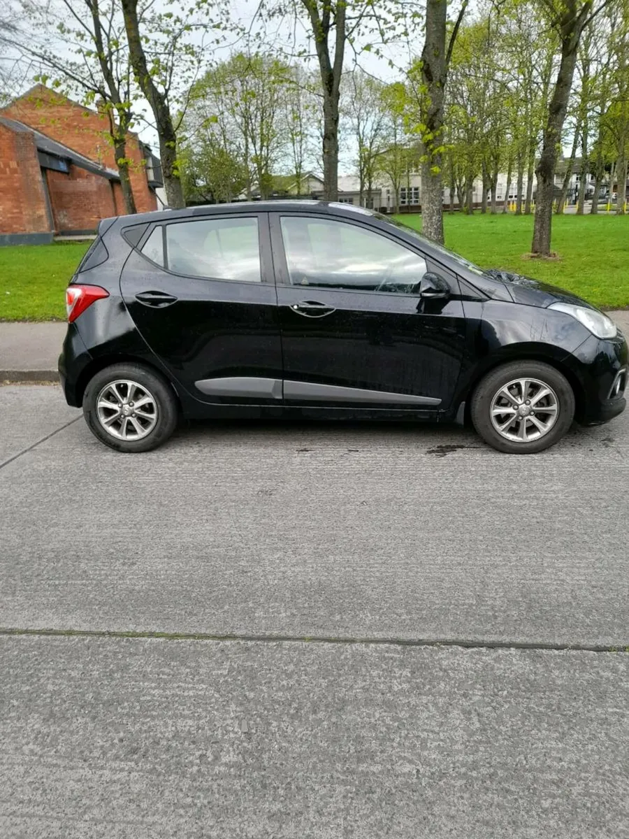 Hyundai I10 Delux model - Image 3