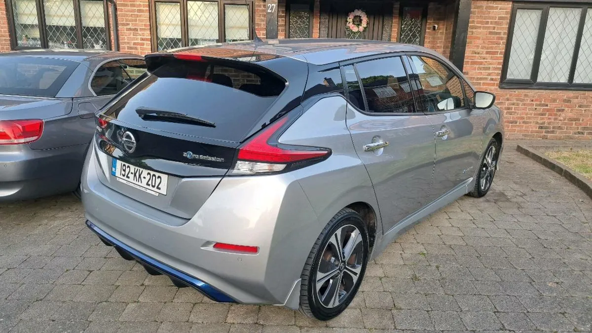 NISSAN LEAF 2019 SVE HIGH SPEC TOTALLY UNMARKED - Image 3