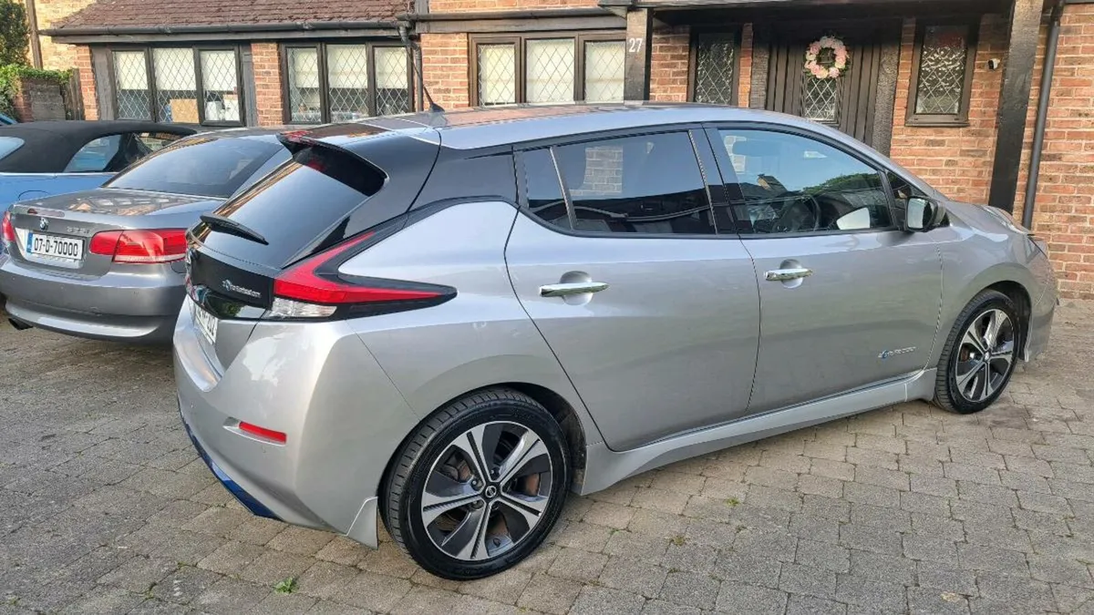 NISSAN LEAF 2019 SVE HIGH SPEC TOTALLY UNMARKED - Image 4