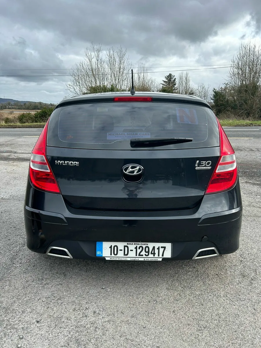 Hyundai i30 great starter car - Image 3