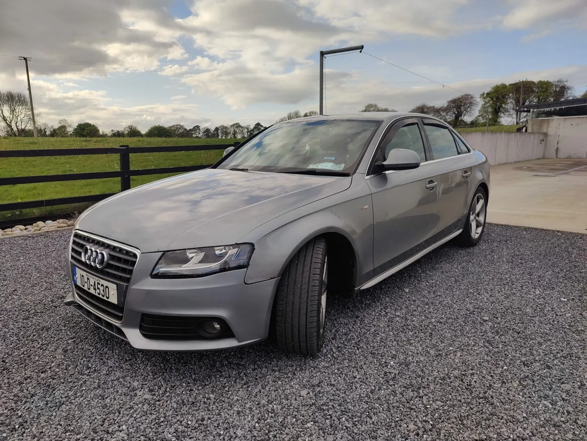 Audi A4 S Line Saloon 2010 - Image 2