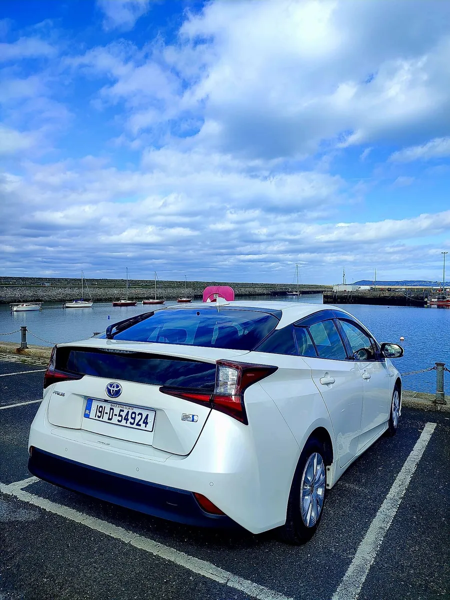 Toyota prius - Image 4