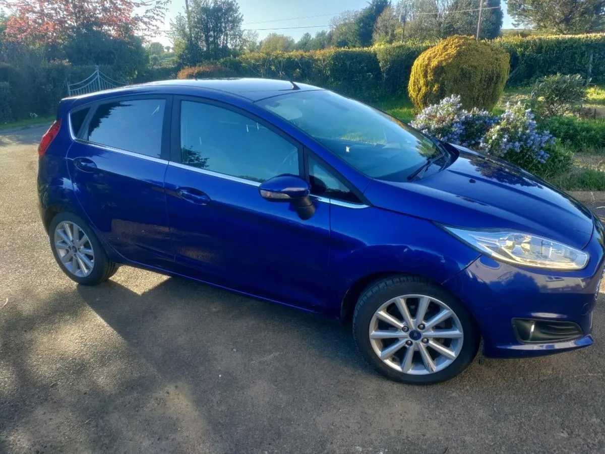 Low mileage Ford Fiesta 1.0 Ecoboost. - Image 3