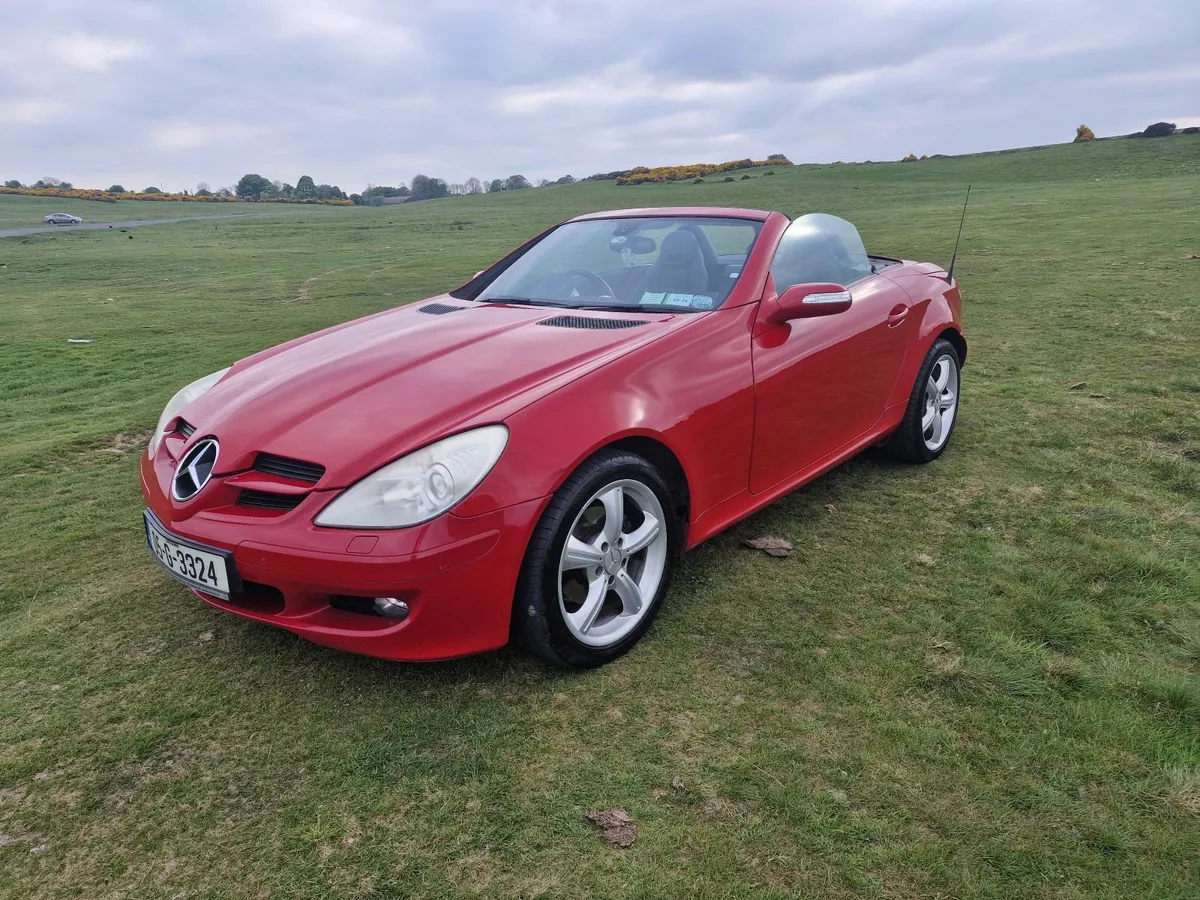 Mercedes-Benz SLK 2005 Automatic Convertible - Image 1