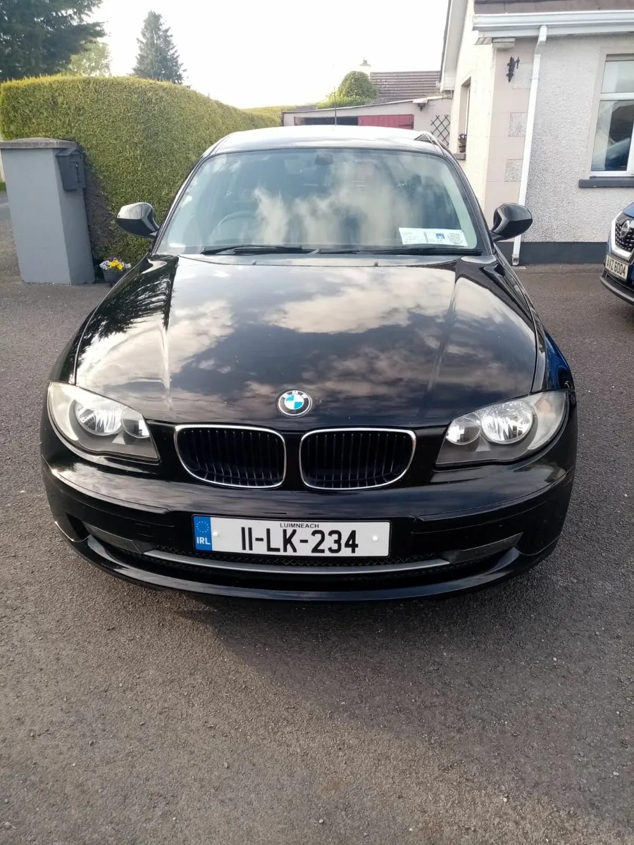 BMW 1-Series 2011 - Image 1