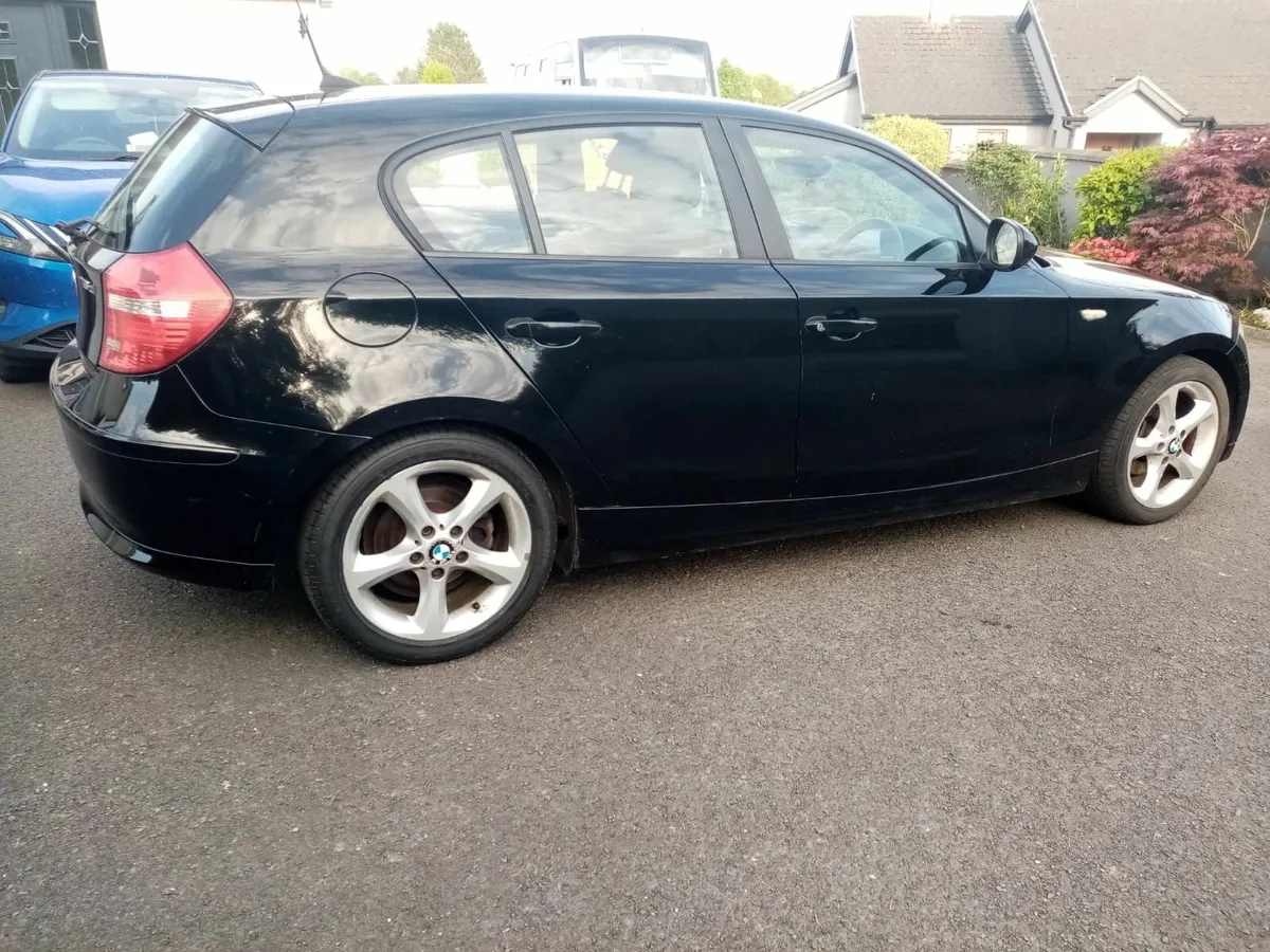 BMW 1-Series 2011 - Image 3