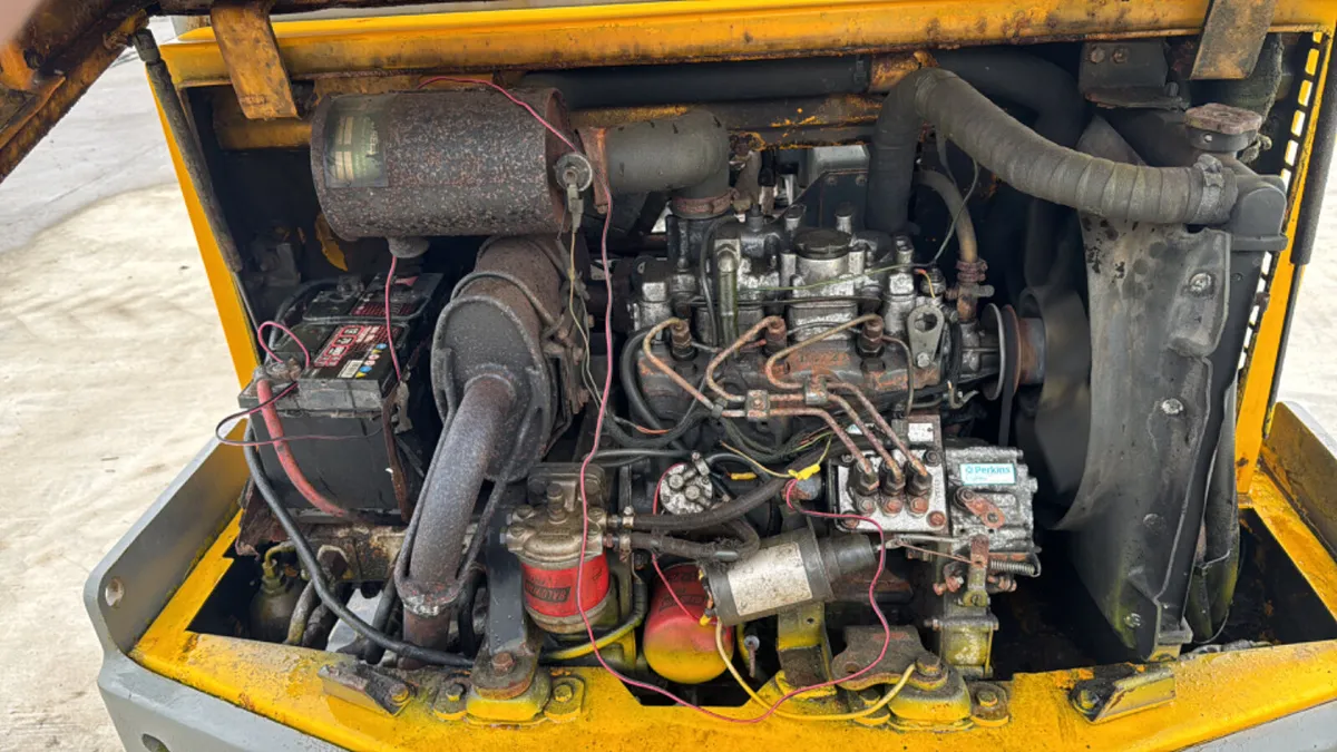 JCB 803 - Image 4