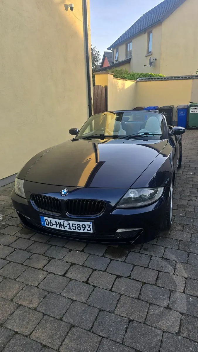 BMW Z4 2006 - Image 1