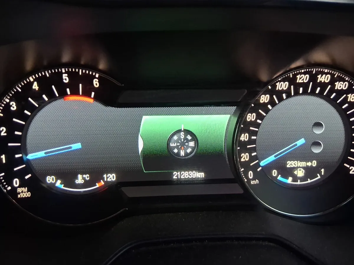 Ford Mondeo 2015 - Image 2
