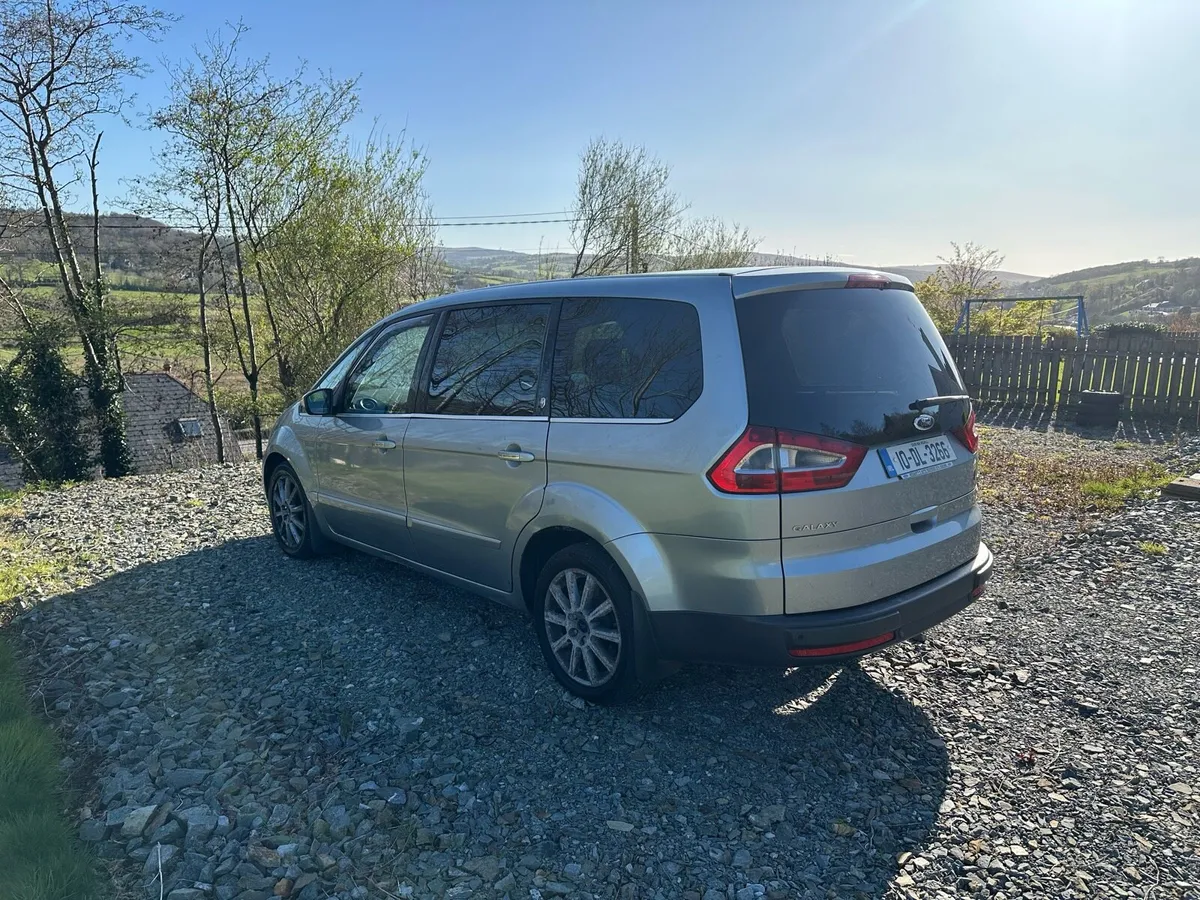 Ford galaxy - Image 3