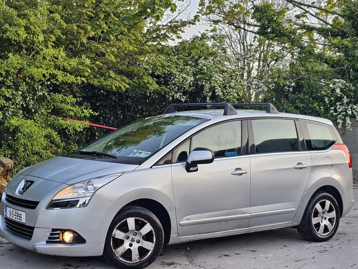 Peugeot 5008 automatic 7 seats €1990 - Image 3