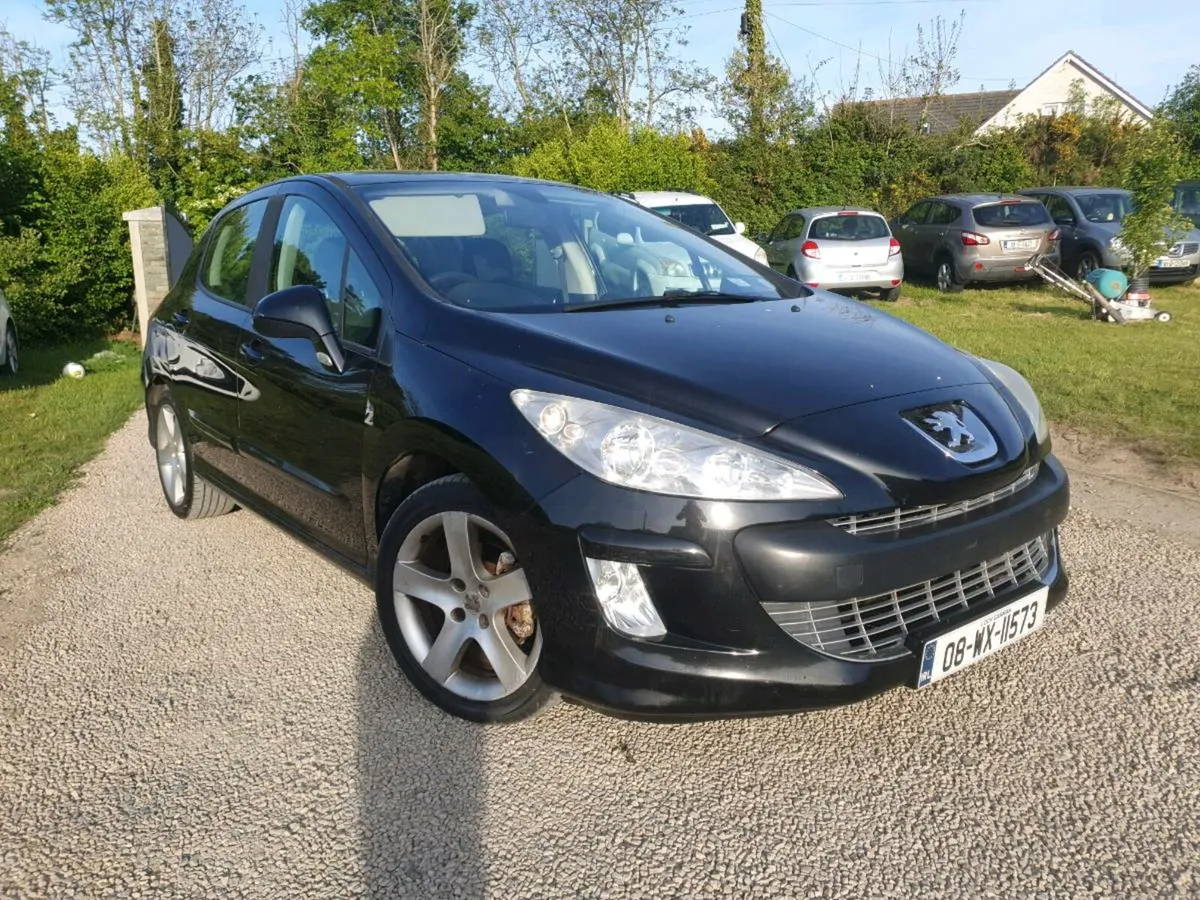 Car - Image 1