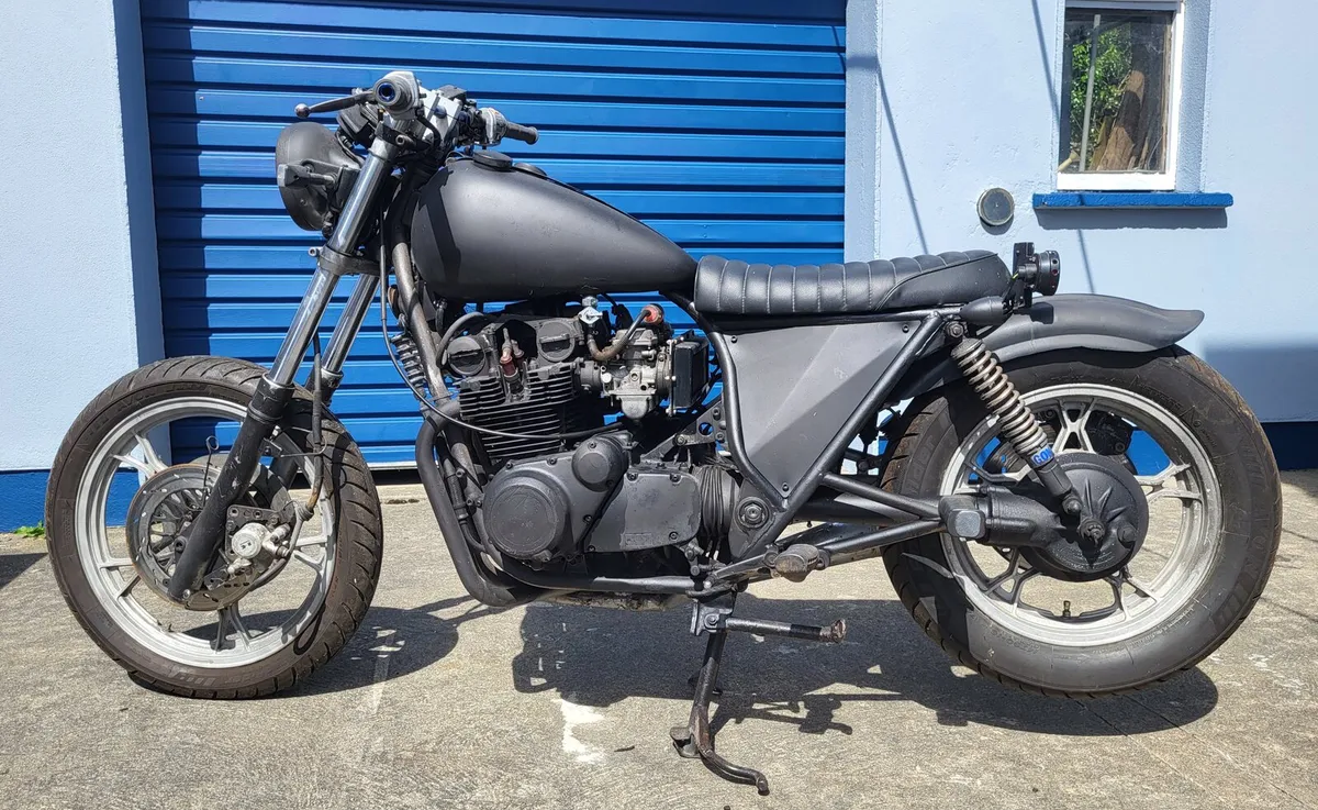 Suzuki GS650 Katana 1982 - Image 2