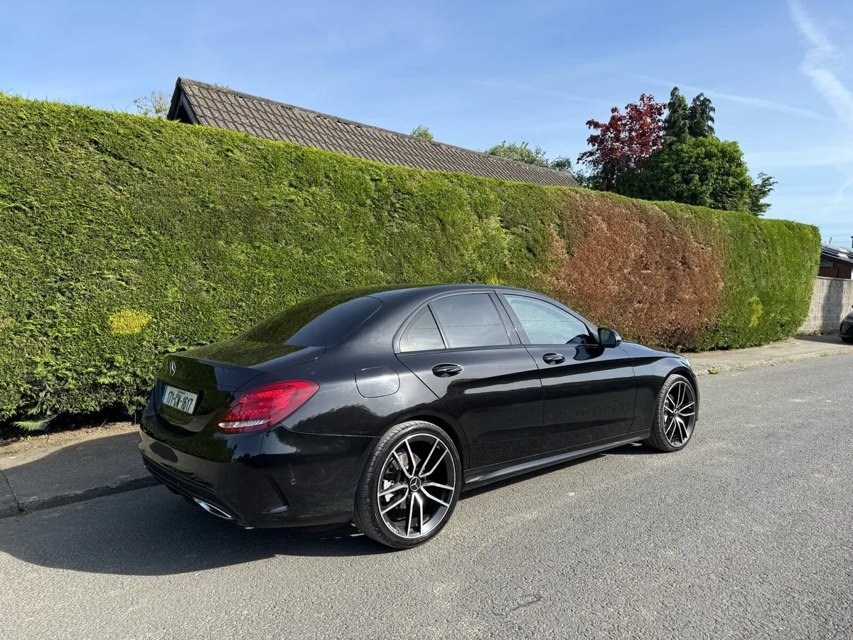 Mercedes c220d AMG Line - Image 3