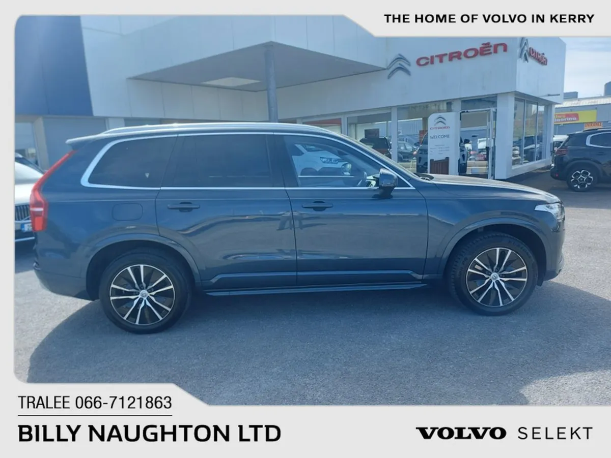 Volvo XC90 B5 D Momentum 5DR Auto - Image 2