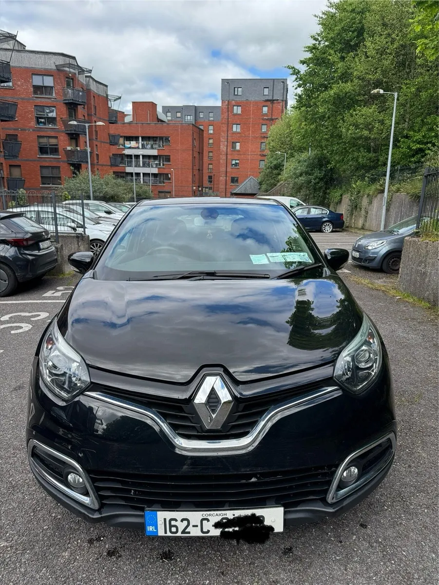 Renault Captur 2016- Excellent Condition - Image 1