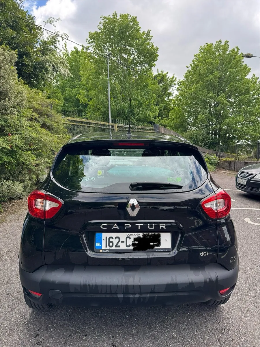 Renault Captur 2016- Excellent Condition - Image 2