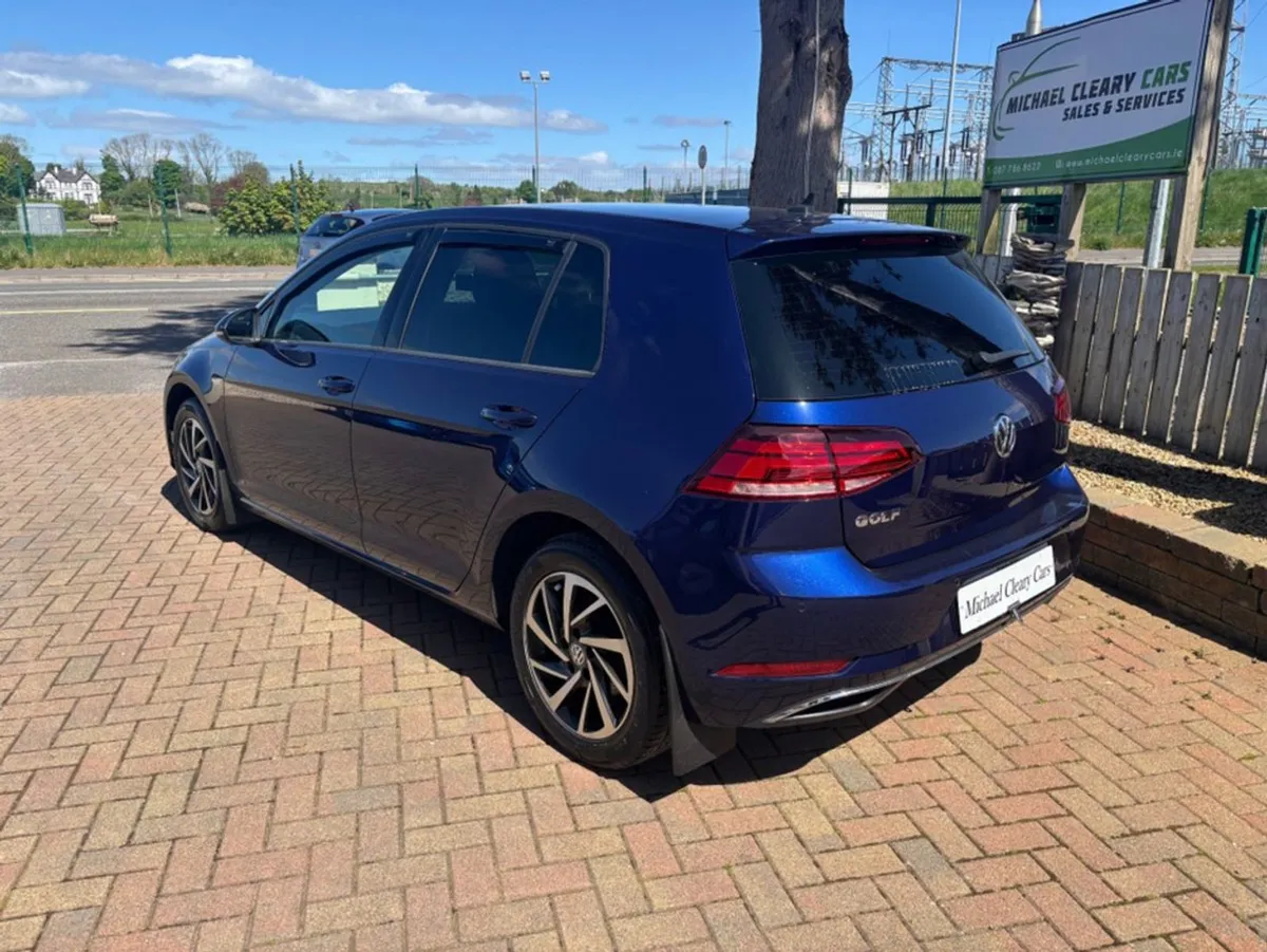 Volkswagen Golf 1.6 TDI Match 115PS 5DR - Image 3