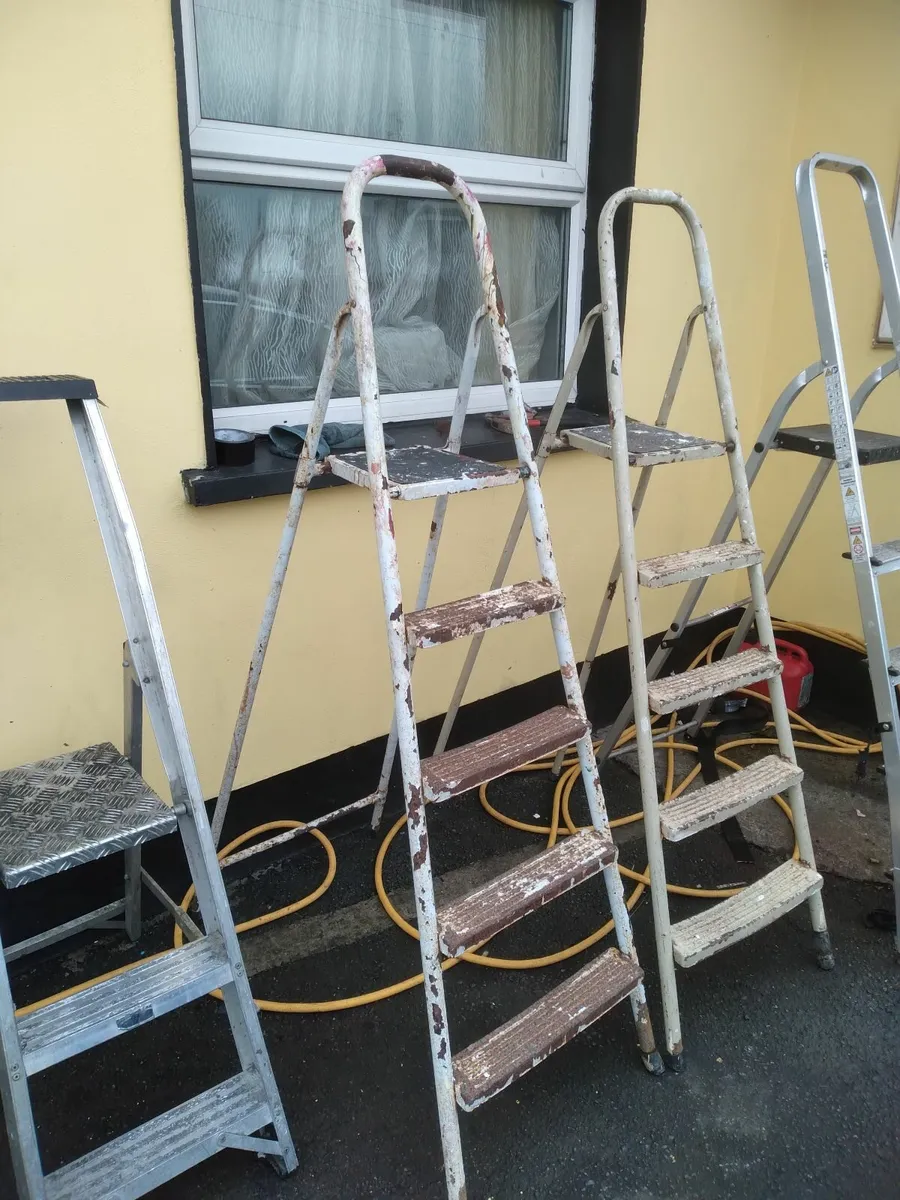 7 step ladder all working fine price too sell - Image 4