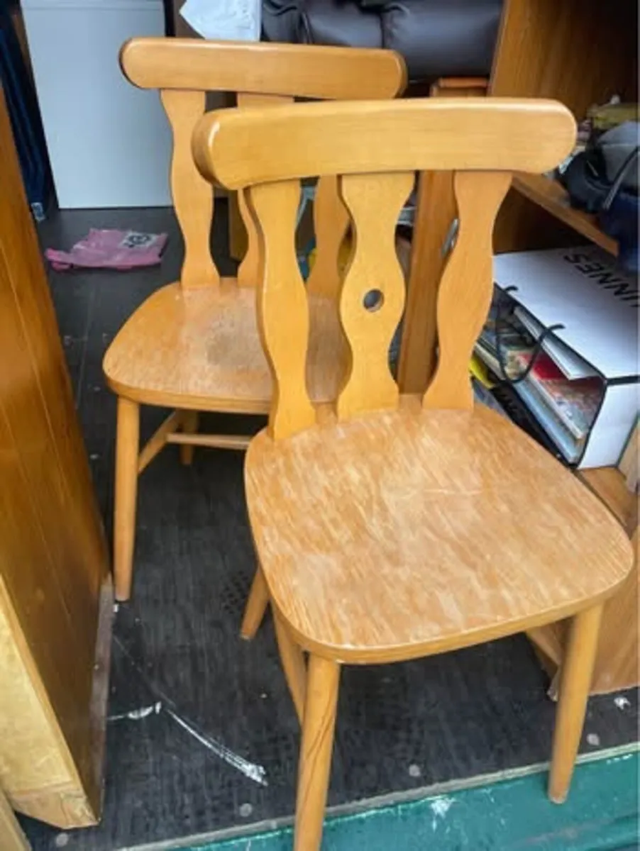 2 dining chairs - Image 1