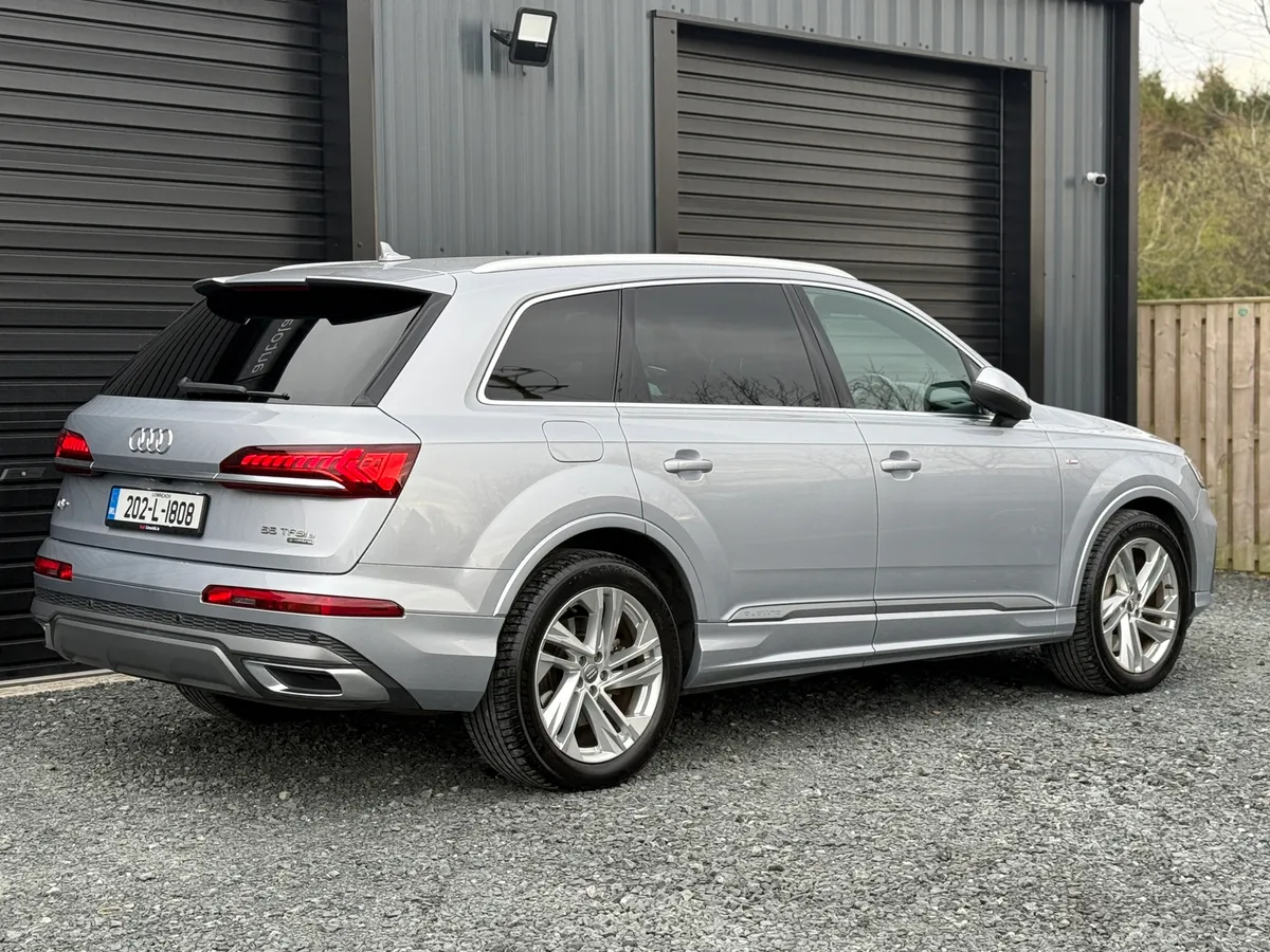 202 Audi Q7 S-Line Quattro - Image 3