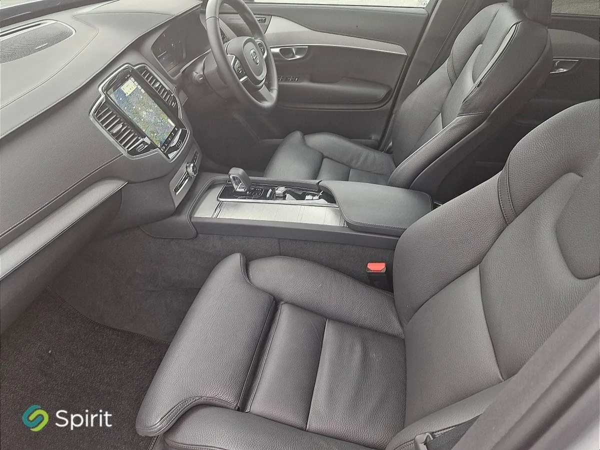 Volvo XC90 T8  plug In Hybrid  Awd  Plus (dark Th - Image 4