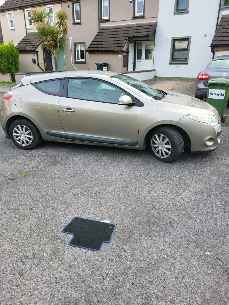 Car - Image 3