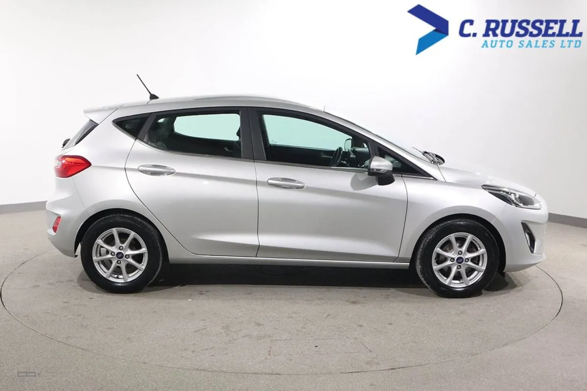 Ford Fiesta Hatchback - Image 4