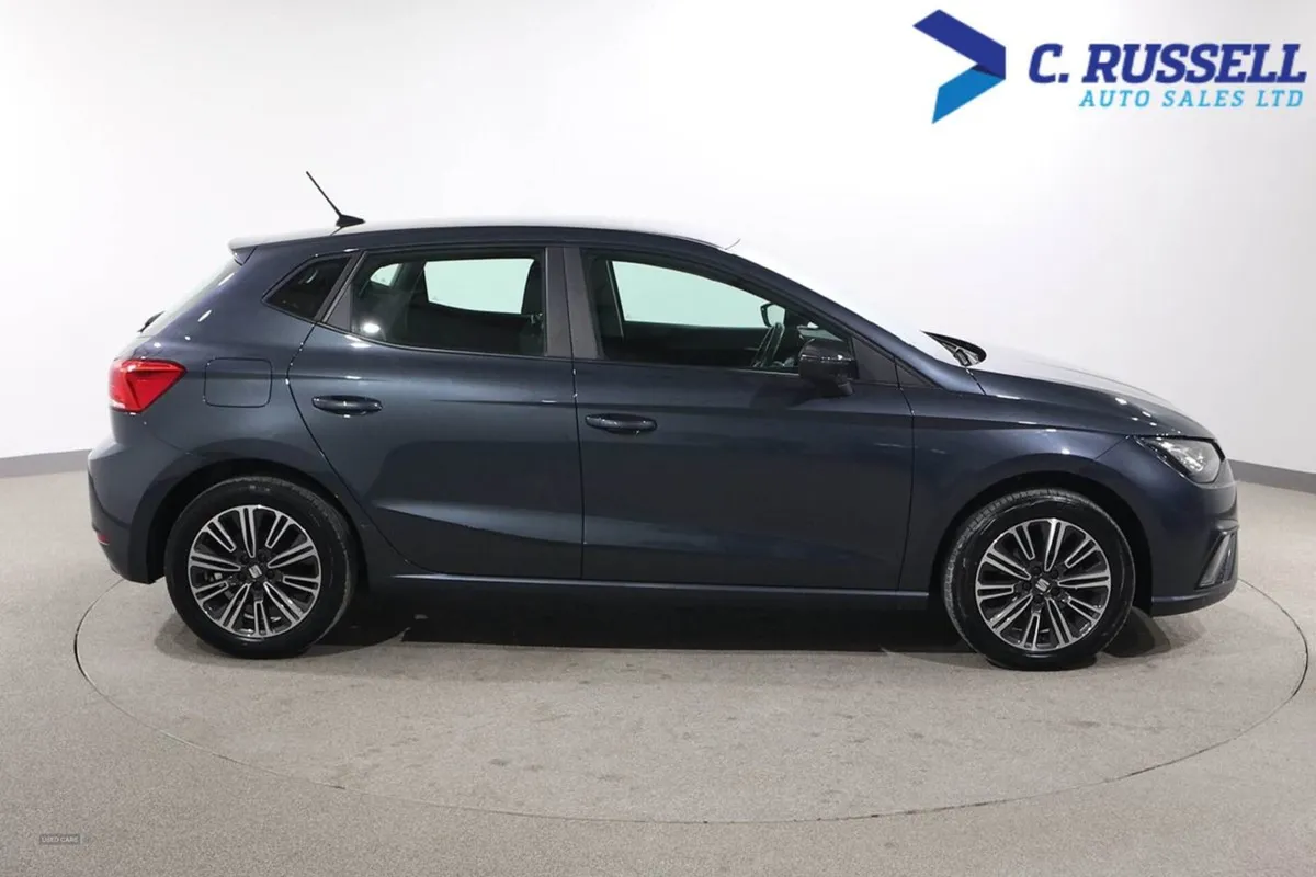 SEAT Ibiza Hatchback - Image 3