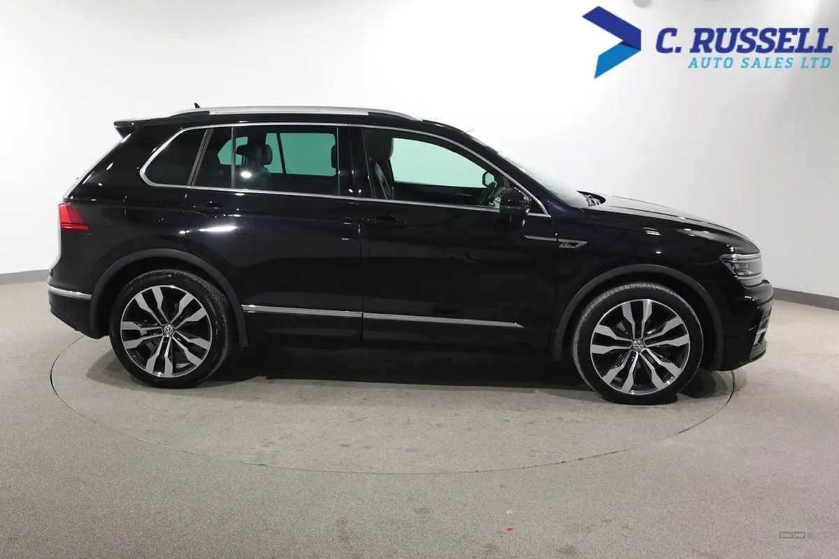 Volkswagen Tiguan Estate - Image 4