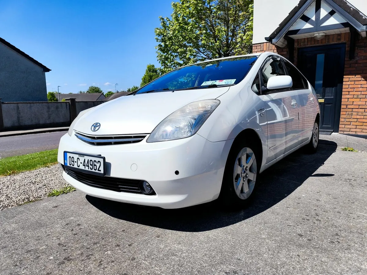 Toyota Prius 2009!One Owner!2 Keys! Only 75K Mls.! - Image 1
