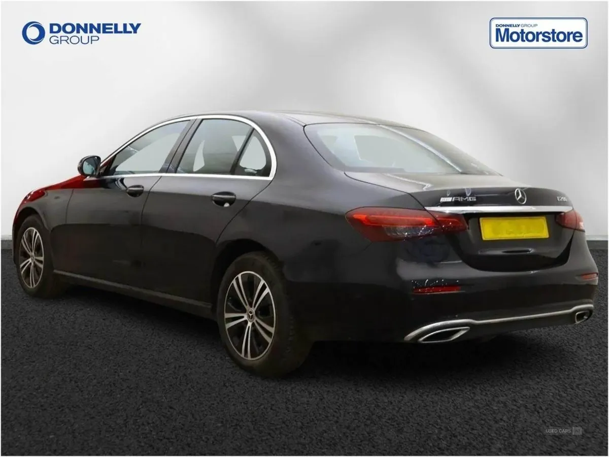 Mercedes-Benz E-Class E200 Sport 4dr 9g-tronic - Image 2