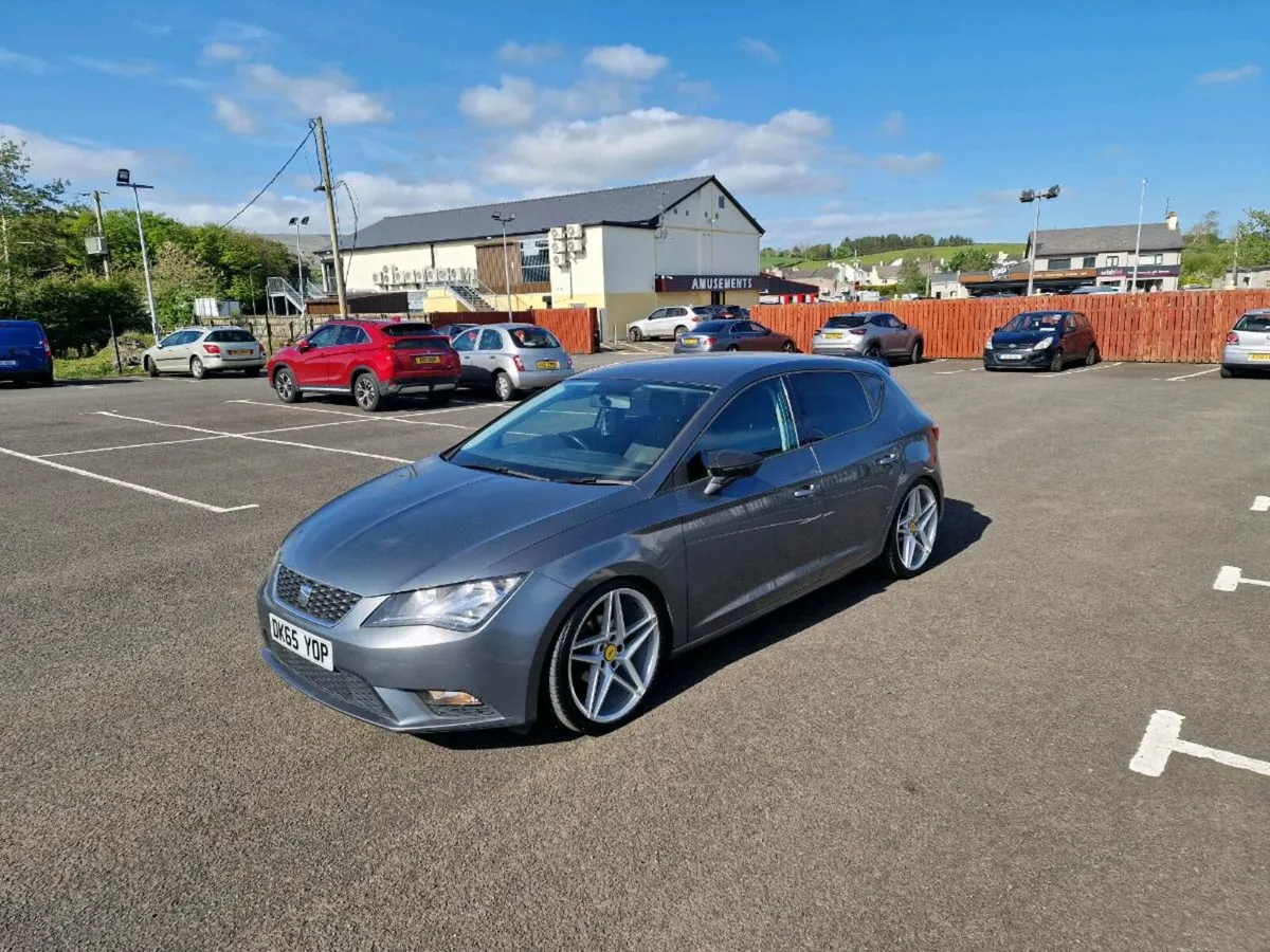 2015 seat leon 1.6 tdi 🔥 new model🔥 - Image 2